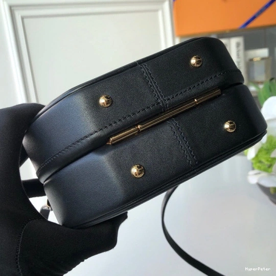 PETITE With CHAPEAU BOITE Alligator Louis Vuitton Leather 0707